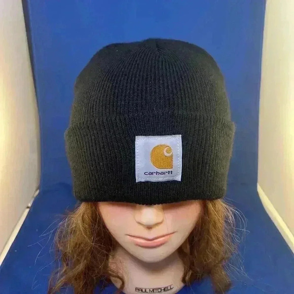 Carhartt Black Knit Beanie - Stylish and Warm - Picture 1 of 4
